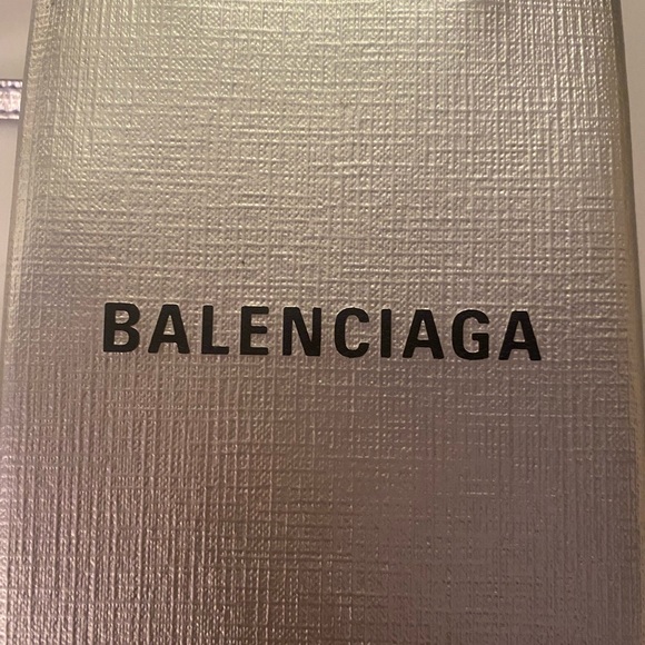BALENCIAGA Metallic Phone Holder Bag - Picture 3 of 10